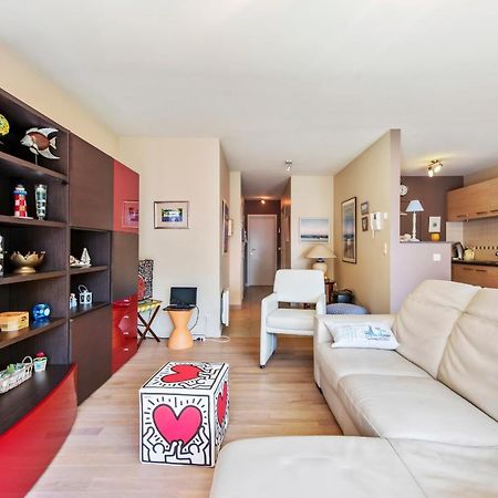 Bright Apartment With 2 Terraces In De Panne Exterior photo